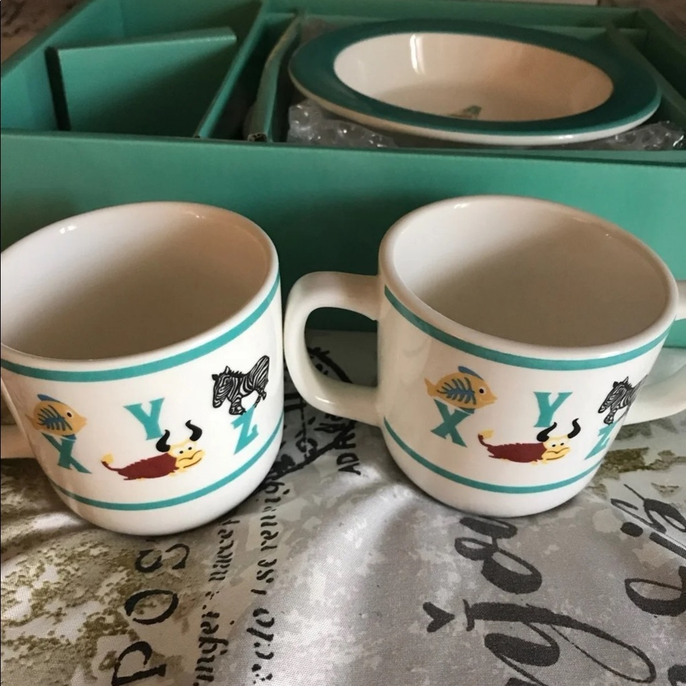 Oneida Baby 4 piece Set - Picture 4 of 4